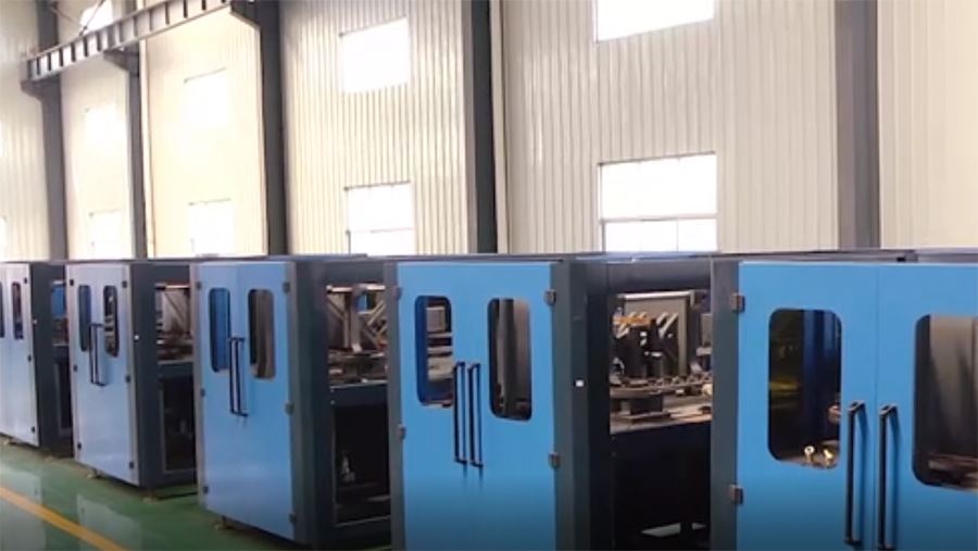Automatic Linear Bottle Blowing Machine
